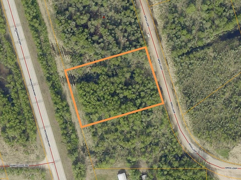 2nd image of 20 Sipes Dr