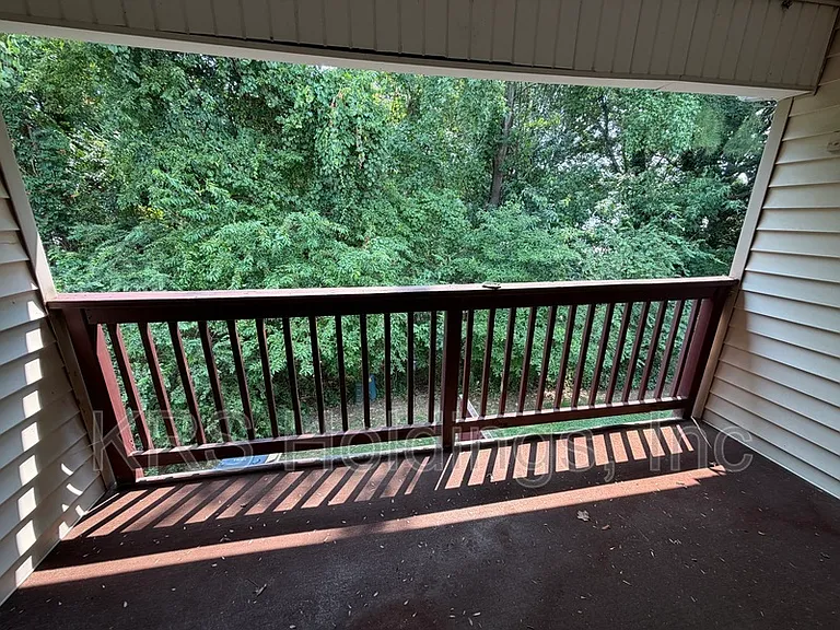 940 Allendale Dr — Photo 18