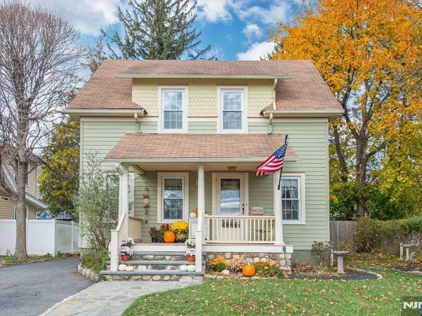 23 Shuart Ln, Ramsey, NJ 07446