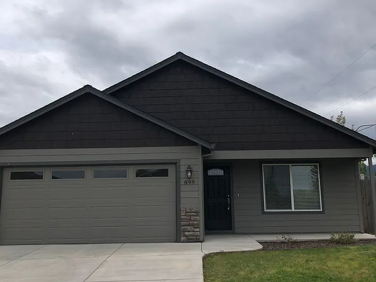 899 Trinity Way — Photo 1