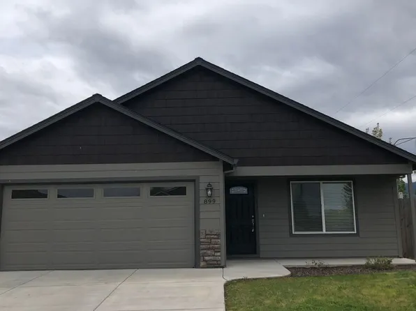 899 Trinity Way, Medford, OR 97501