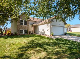 8565 Green Valley Rd SE, Caledonia, MI 49316