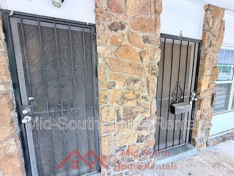 3969 Southlawn Ave #4 — Photo 4
