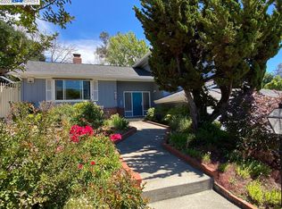 837 Hawthorne Dr, Rodeo, CA 94572