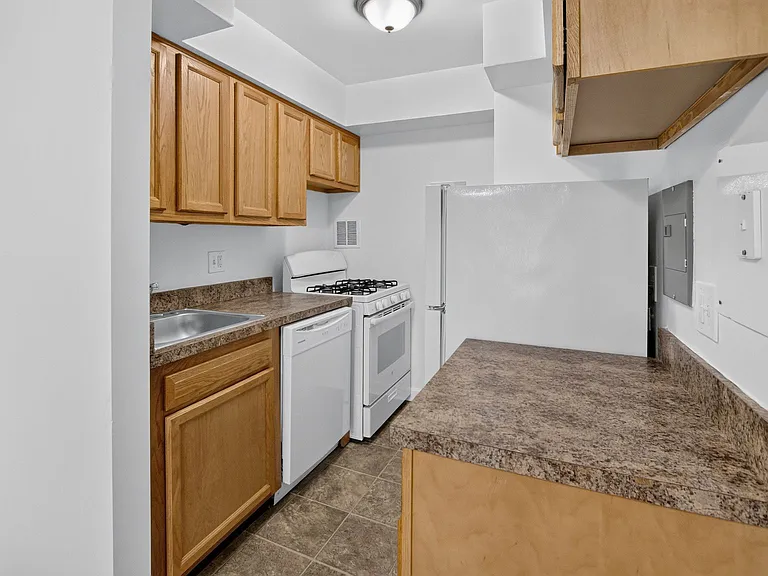 1715 Minnesota Ave SE #112 — Photo 6