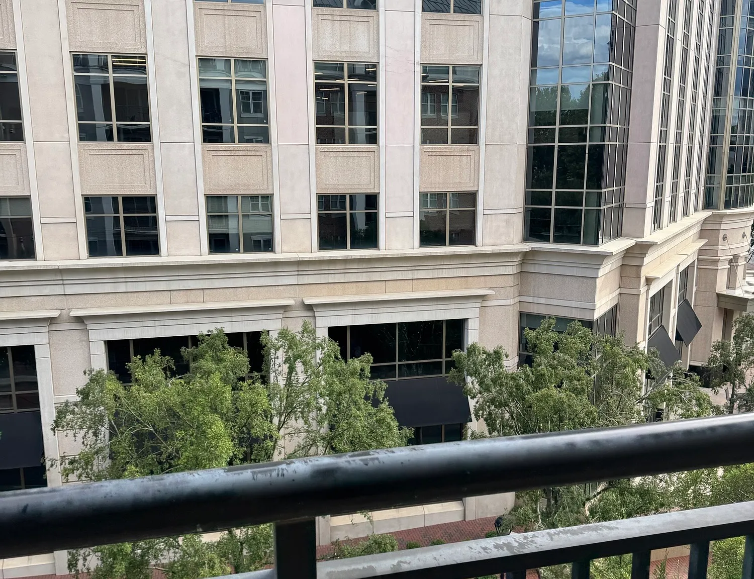 1 bed, 730 sqft, $1,750 — Photo 3