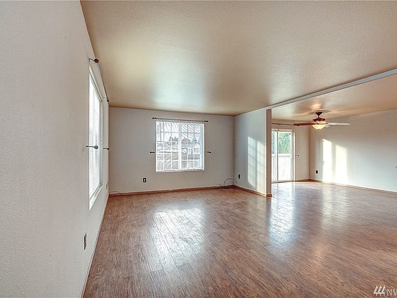 3rd image of 15435 94th Ave SE