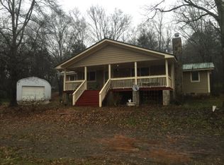 105 N 7th St, Carlton, GA 30627