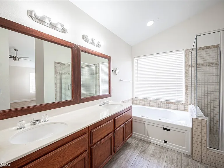 1416 Grey Hunter Dr — Photo 50
