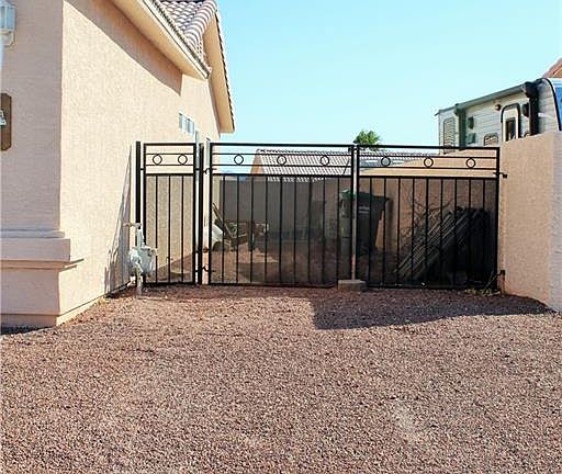 4th image of 1954 E Havasu Lake Dr