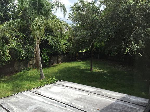 2nd image of 8005 Laurel Tree Dr