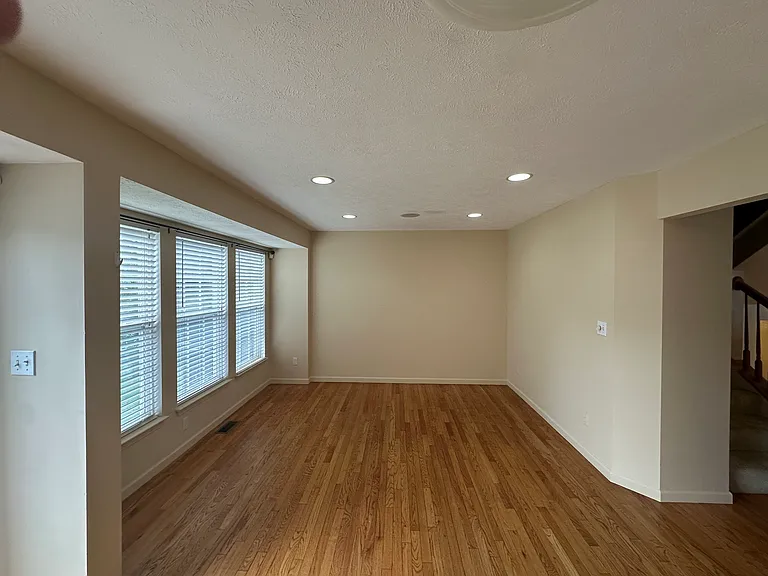 216 Blue Grass Cir — Photo 6