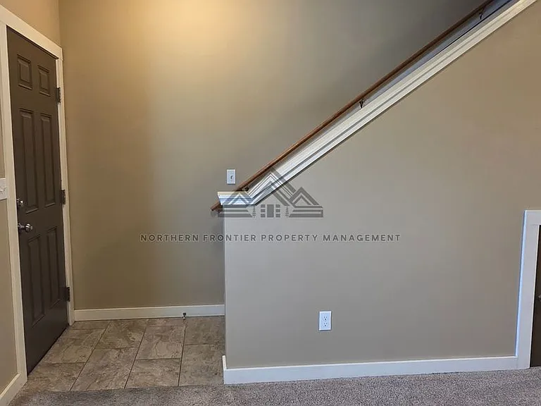 75 SW Silverstar Ln — Photo 6