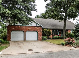 2901 Matthews Dr, Joplin, MO 64801