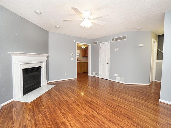 4th image of 649 Cedar Knoll Pl