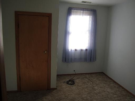 3rd image of 3721 N Oketo Ave