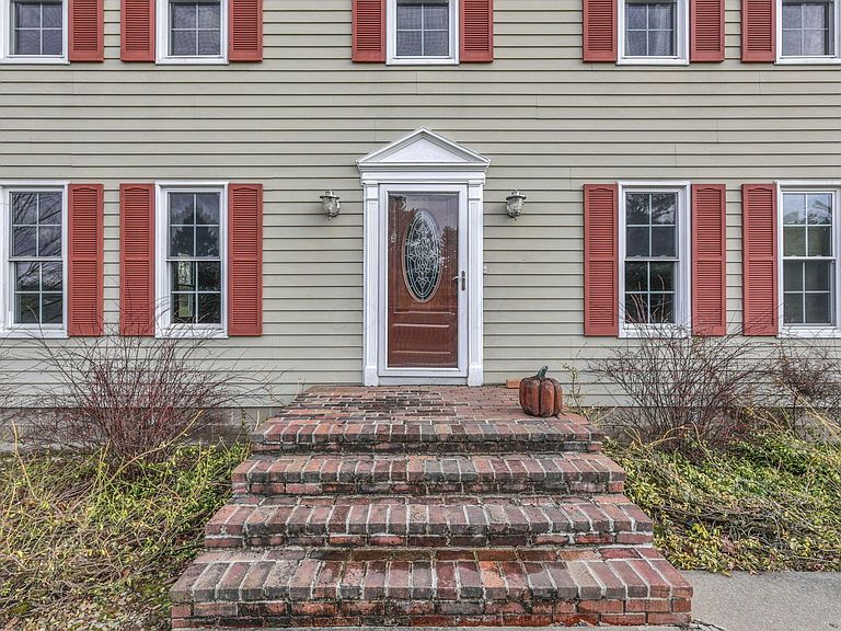 Listing photo 5