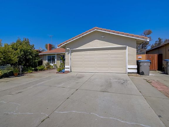 3rd image of 2358 Bikini Ave