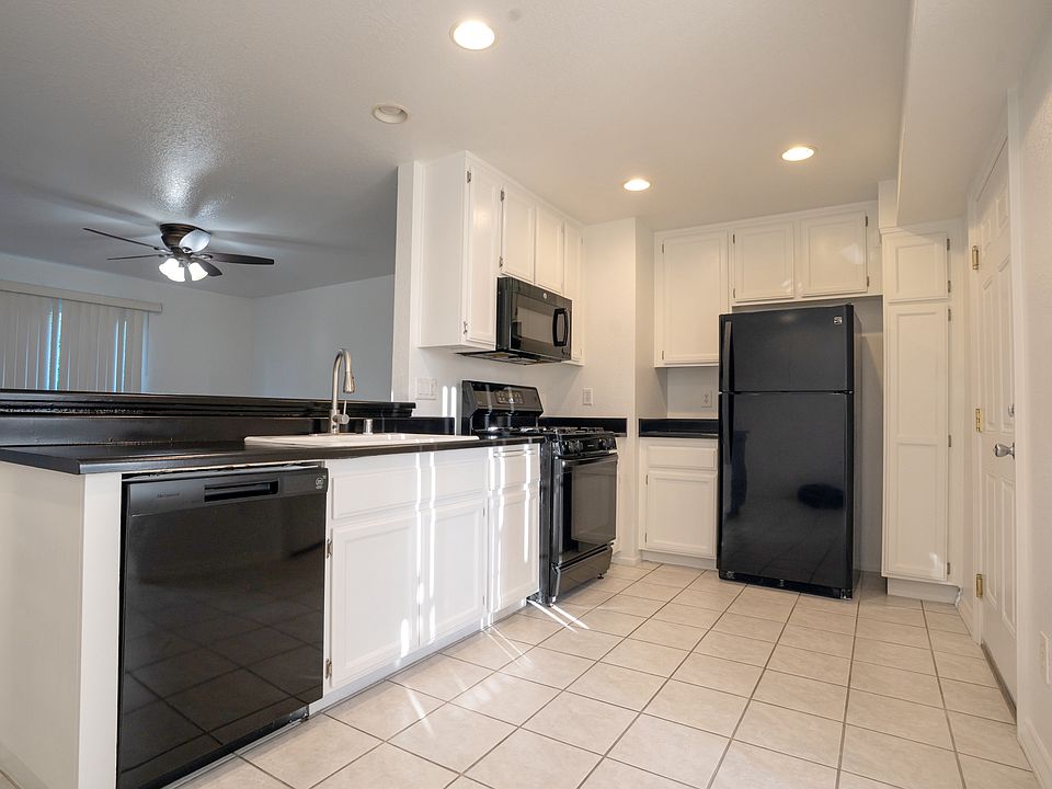 1st image of 1365 Crafton Ave APT 1064
