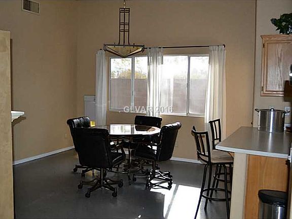 4th image of 893 Park Walk Ave