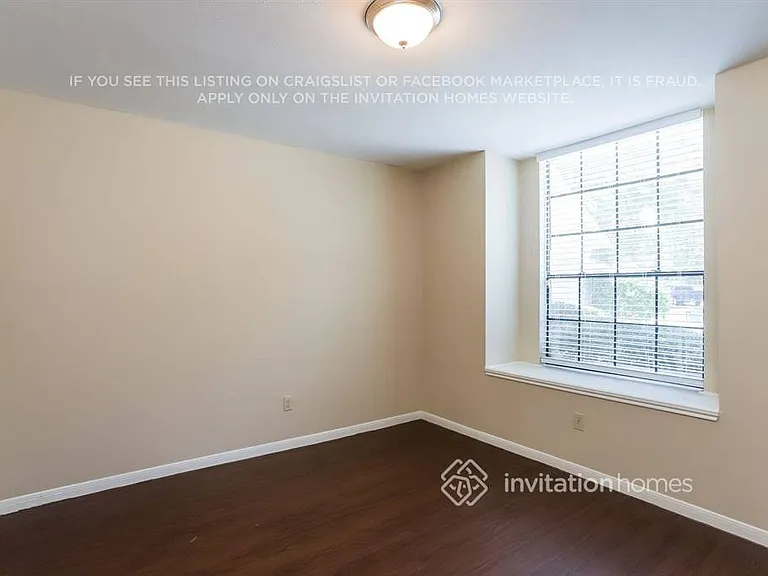 12514 Mill Lane Dr — Photo 8
