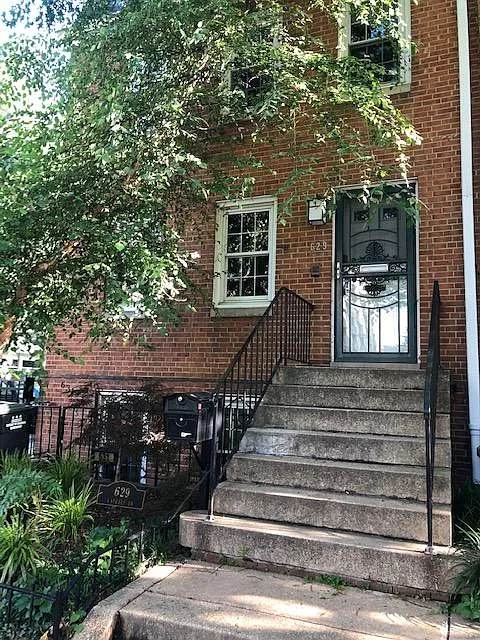 629 I St SW photo 1