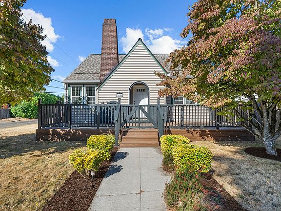 2nd image of 2641 SE 81st Ave