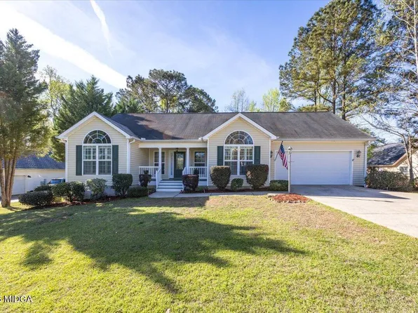 546 Aarons Cir, Gray, GA 31032