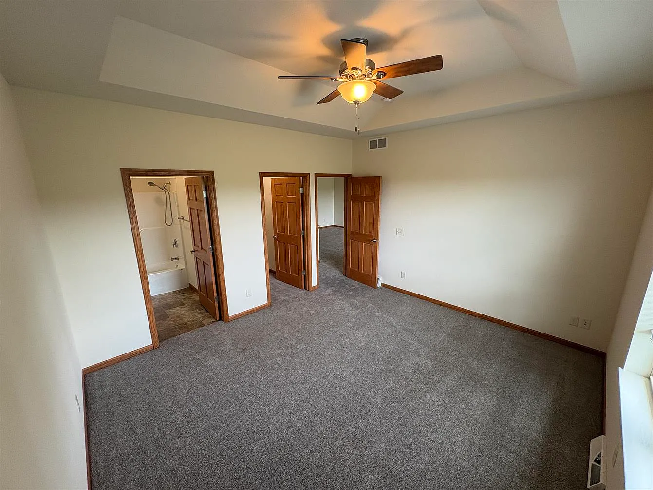 424 Sturges St — Photo 4