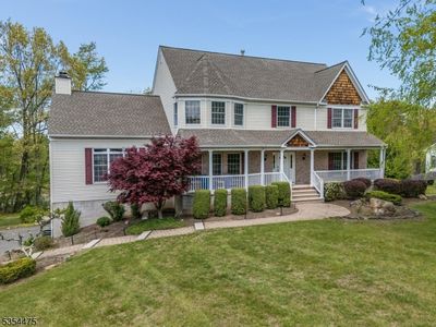 11 Southgate Dr, Clinton, NJ, 08809
