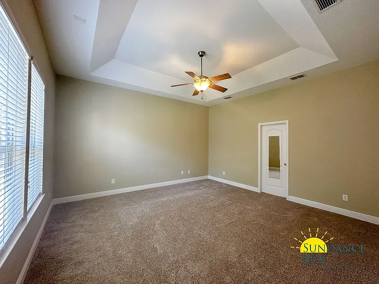 1533 Venice Ave — Photo 9