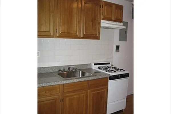 Rented by Kleier Residential | media 9