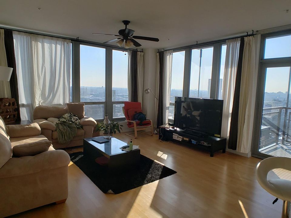 1st image of 565 W Quincy St Unit 1709