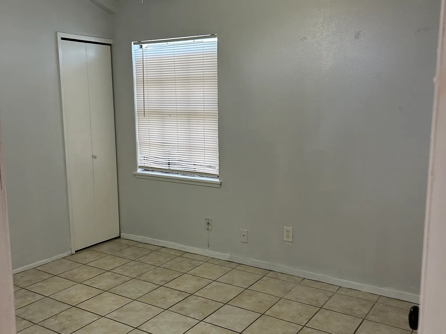 3 bed, 1162 sqft, $1,650 — Photo 3