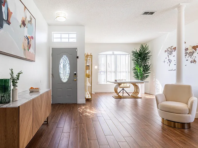 1041 Jaybee Ave — Photo 29