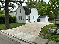 9 Maple St