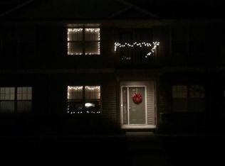 176 McMenamy Rd, Saint Peters, MO 63376