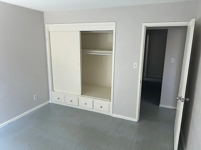 4 bed, 1408 sqft, $1,950 — Photo 3