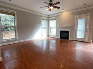 11305 Charlotte View Dr, Charlotte, NC 28277