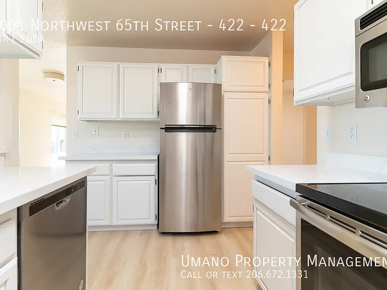 2001 NW 65th St #422 — Photo 5