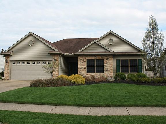 3rd image of 260 Augusta Dr