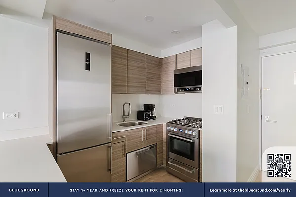 Rented by The Blueground | media 8