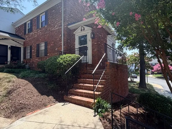 39 Rock Garden Ln, Henrico, VA 23228