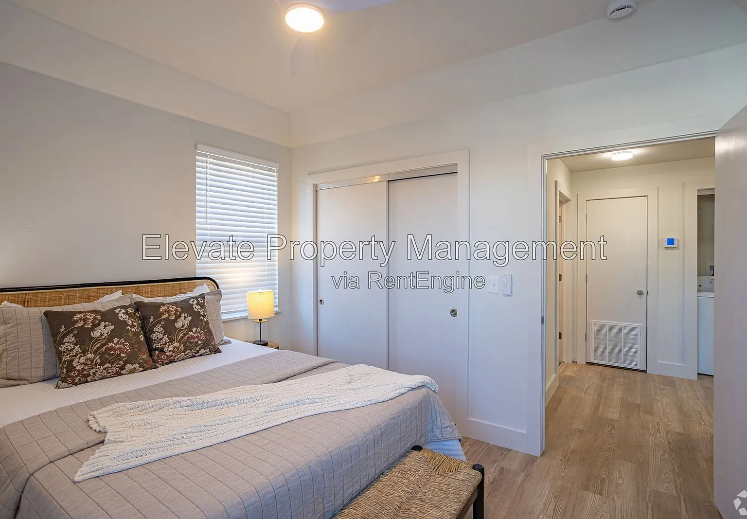 1 bed, 1.0 bath, 808 sqft, $1,295 — Photo 1