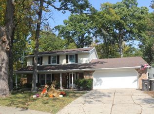 5700 Fontana Dr, Fort Wayne, IN 46815