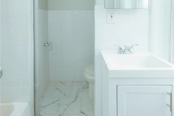 Rented by Daniel Gale Sotheby's International Realty | media 12