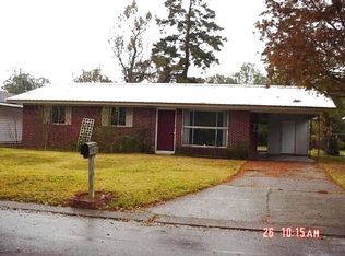 156 Hickory St, Denham Springs, LA 70726