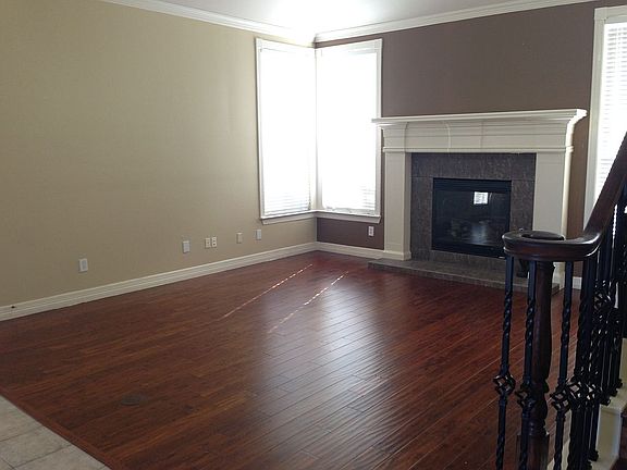 2nd image of 628 Ashfield St