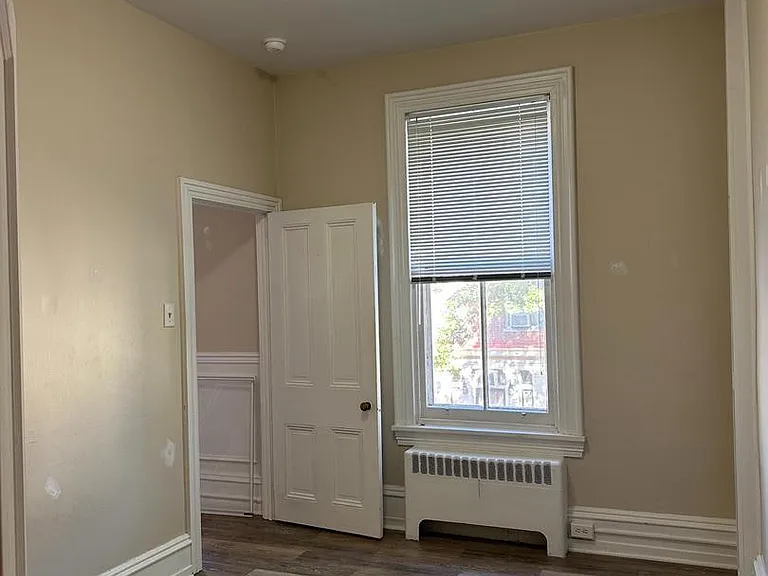 208 W Gay St #4 — Photo 8