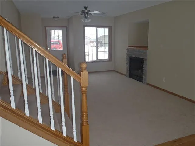 435 Cedar Pl — Photo 8